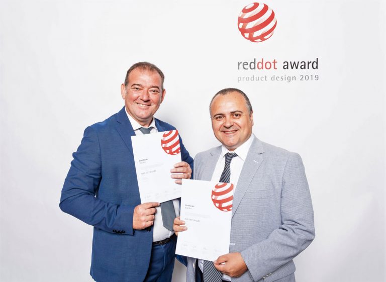 Tejas Borja recoge el Premio Red Dot: Diseño de Producto
