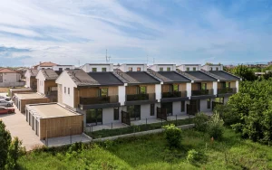 Flat 10_natural black_creaton-architectural-studio-samsara-park-residential-landscape_3