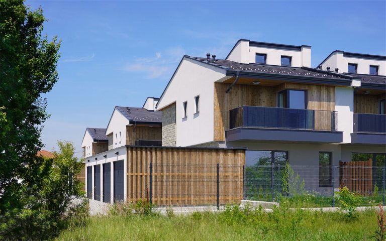 Flat 10_natural black_creaton-architectural-studio-samsara-park-residential-landscape_7